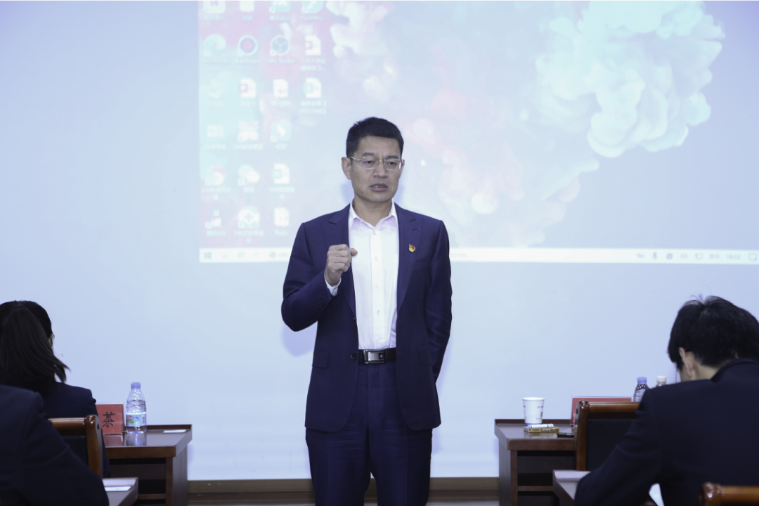以知識競賽別開生面的形式，社科賽斯黨支部集中學習黨的二十大精神