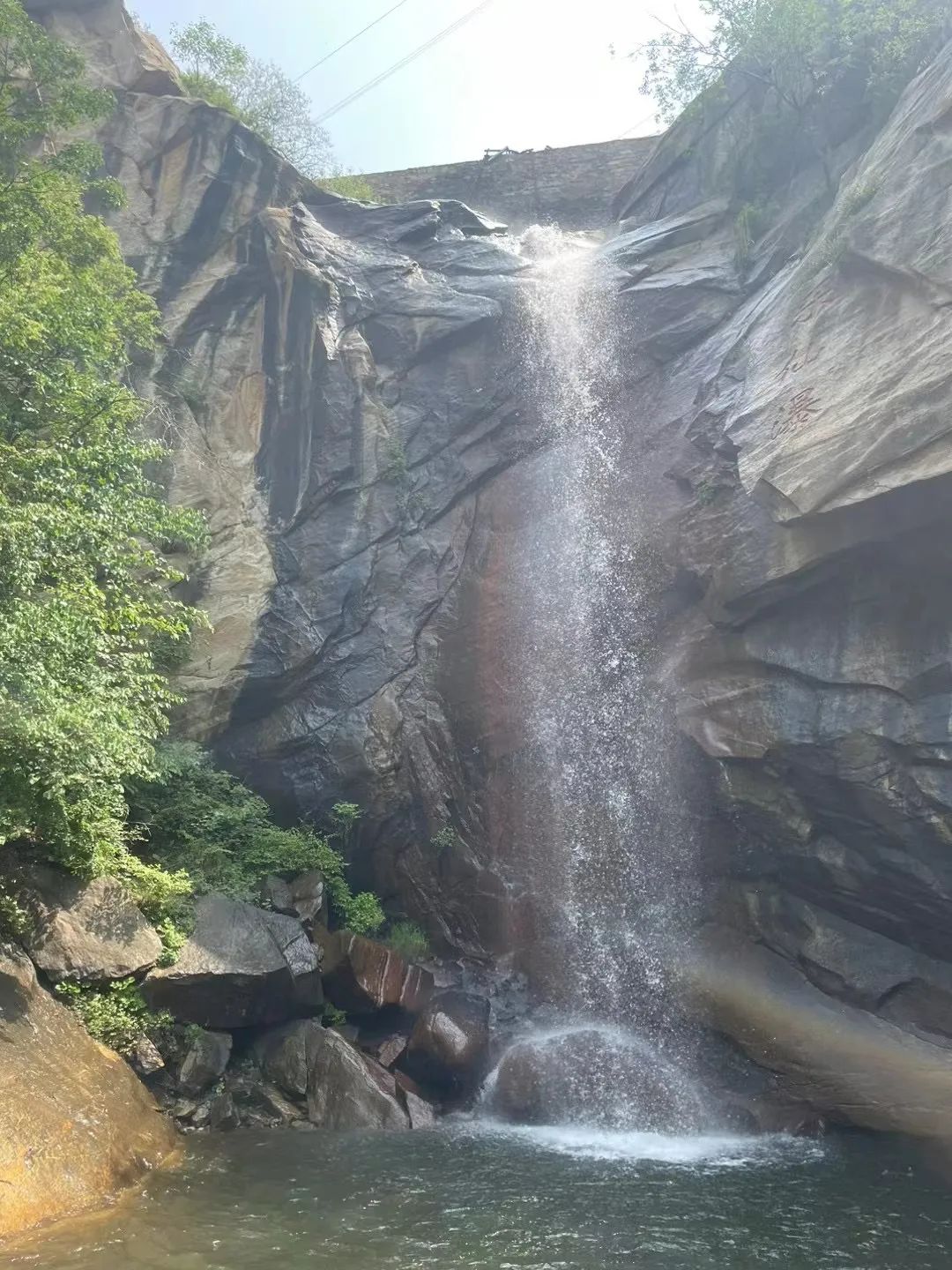 立足當(dāng)“夏”，覓清涼 